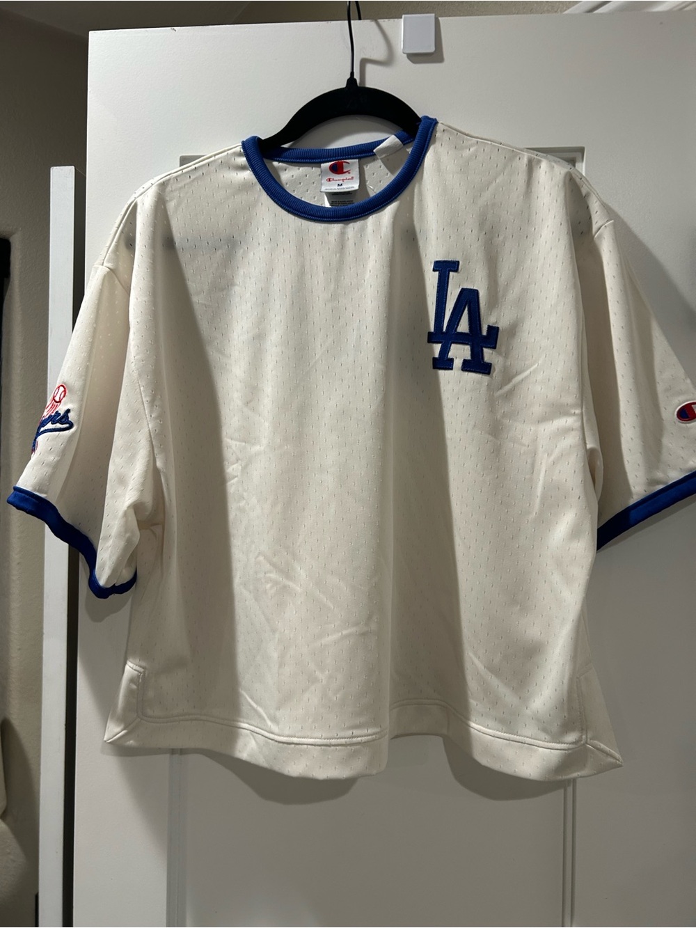 Champion Women’s LA Dodgers Cream & Blue Baseball Crop NWOT